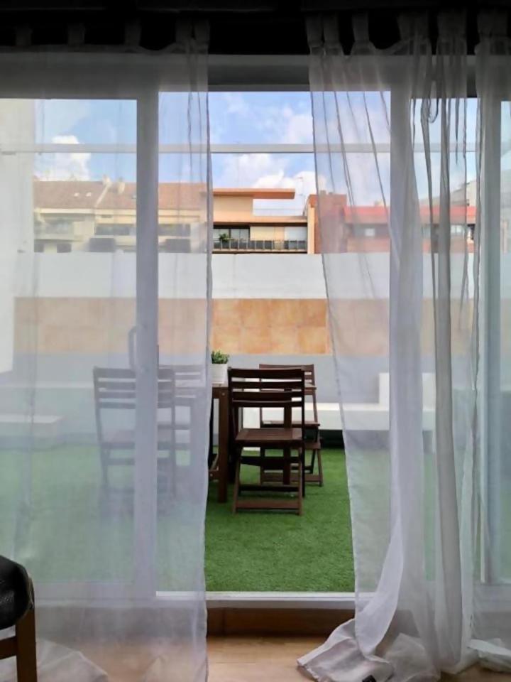 Precioso Atico En Pleno Centro De Appartement *